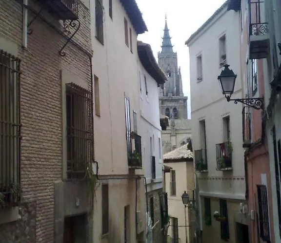 Hostel Juvenil Pascuales Toledo