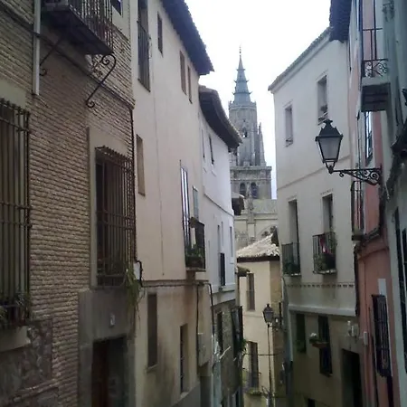 Hostal Juvenil Pascuales Toledo