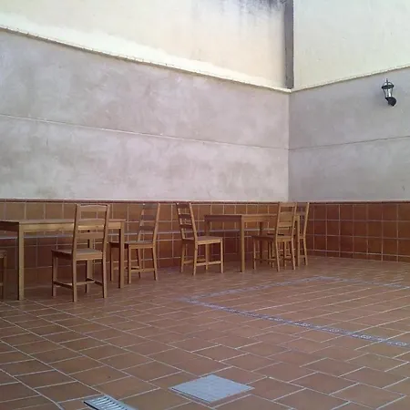 Hostal Juvenil Pascuales *